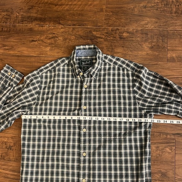 Men’s Cotton Long Sleeve Plaid Woolrich Button Down Shirt, Sz. M. - Picture 10 of 11